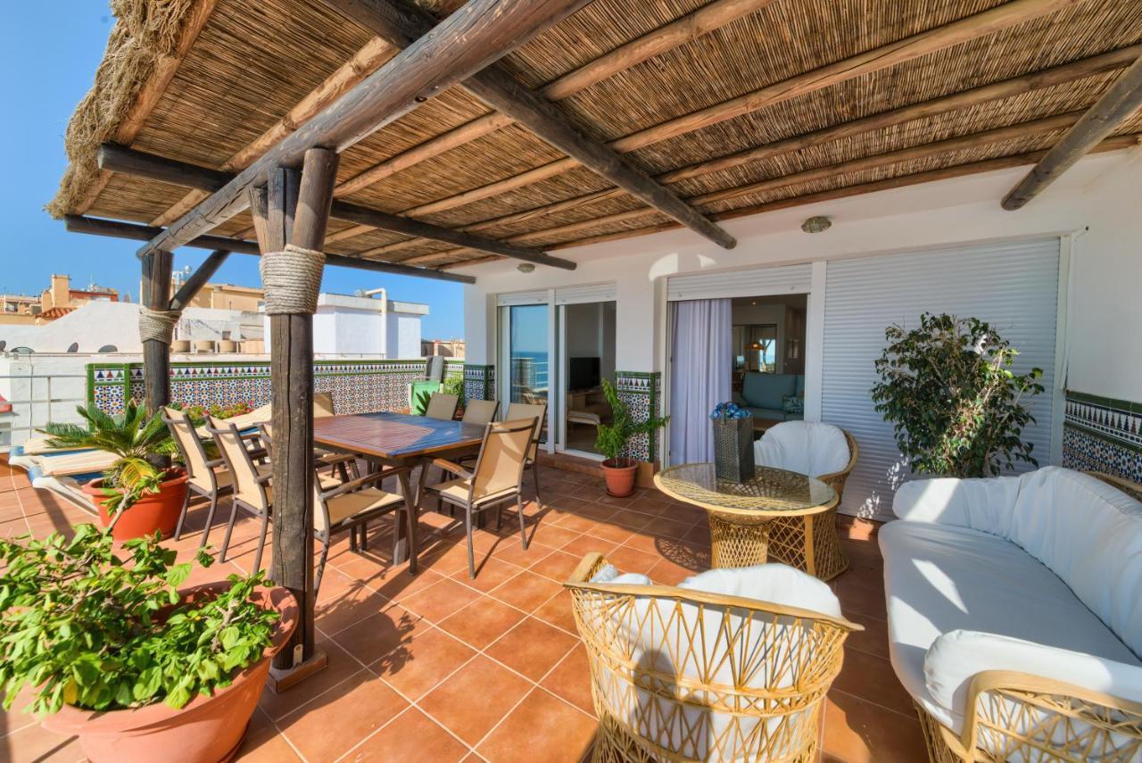 Holidays2Fuengirola Duplex With Stunning Sea View, Terraces,1St Line Beside Port ภายนอก รูปภาพ