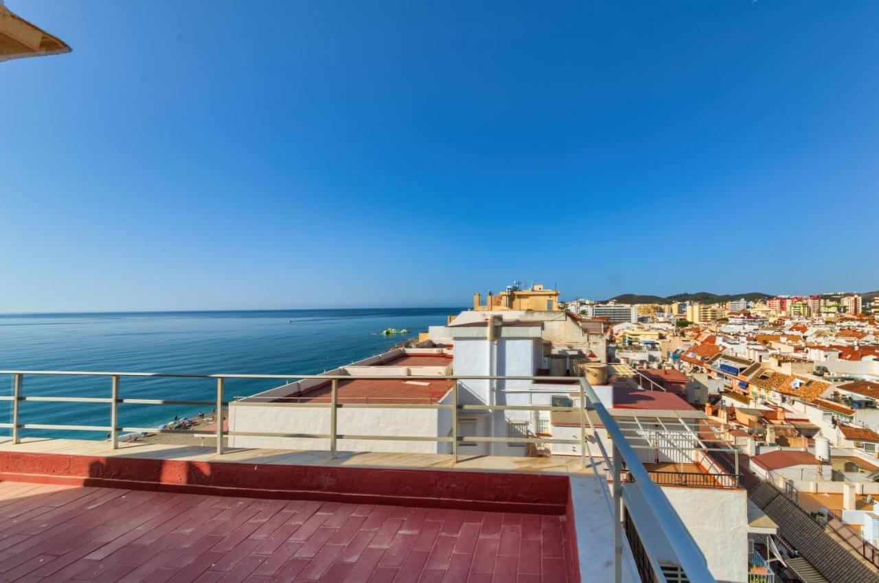 Holidays2Fuengirola Duplex With Stunning Sea View, Terraces,1St Line Beside Port ภายนอก รูปภาพ
